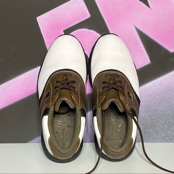 FootJoy Kids Classic Brown and White Golf Shoes - Picture 6 of 9